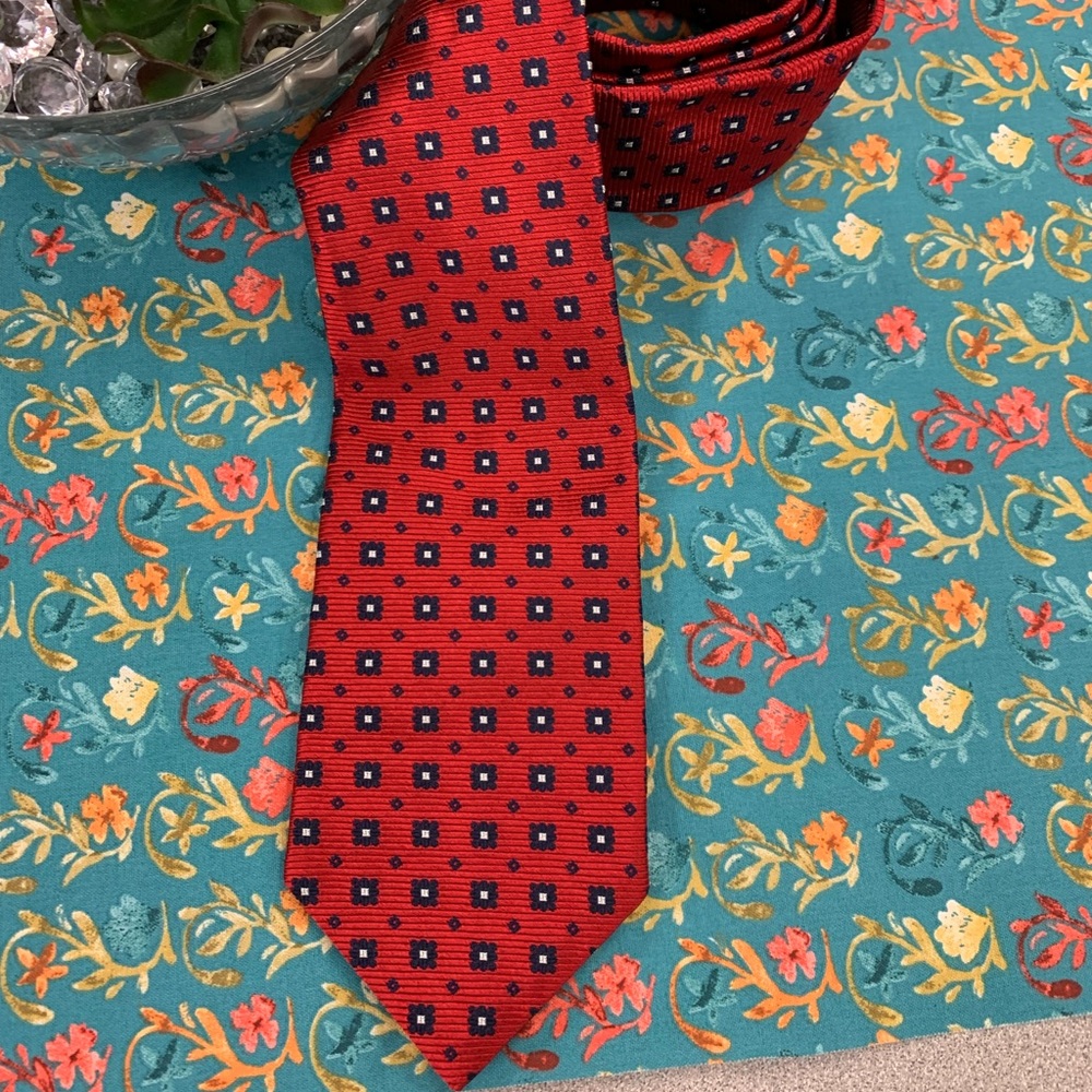 Brooks Brothers Tie Red with Navy